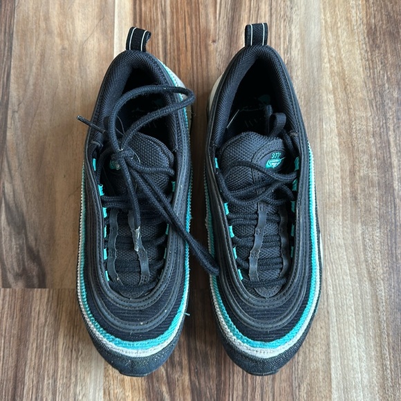 nike shoes boys size 5